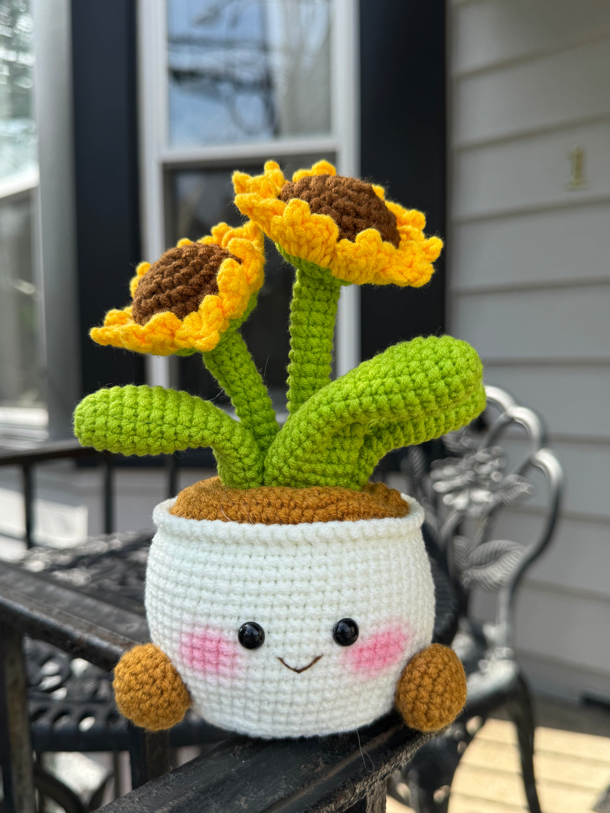Handmade 2-Bloom Positive Desk Decor
